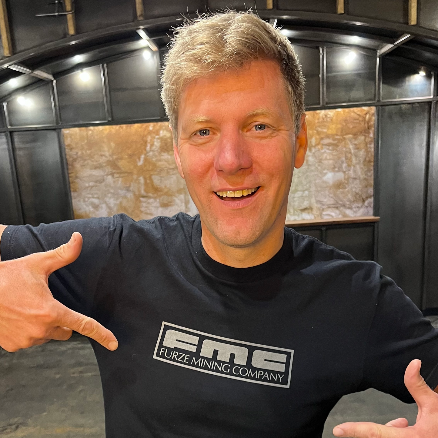 Furze FMC logo T-shirt - Black